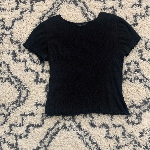 Scrunch tee in black - Picture 1 of 1